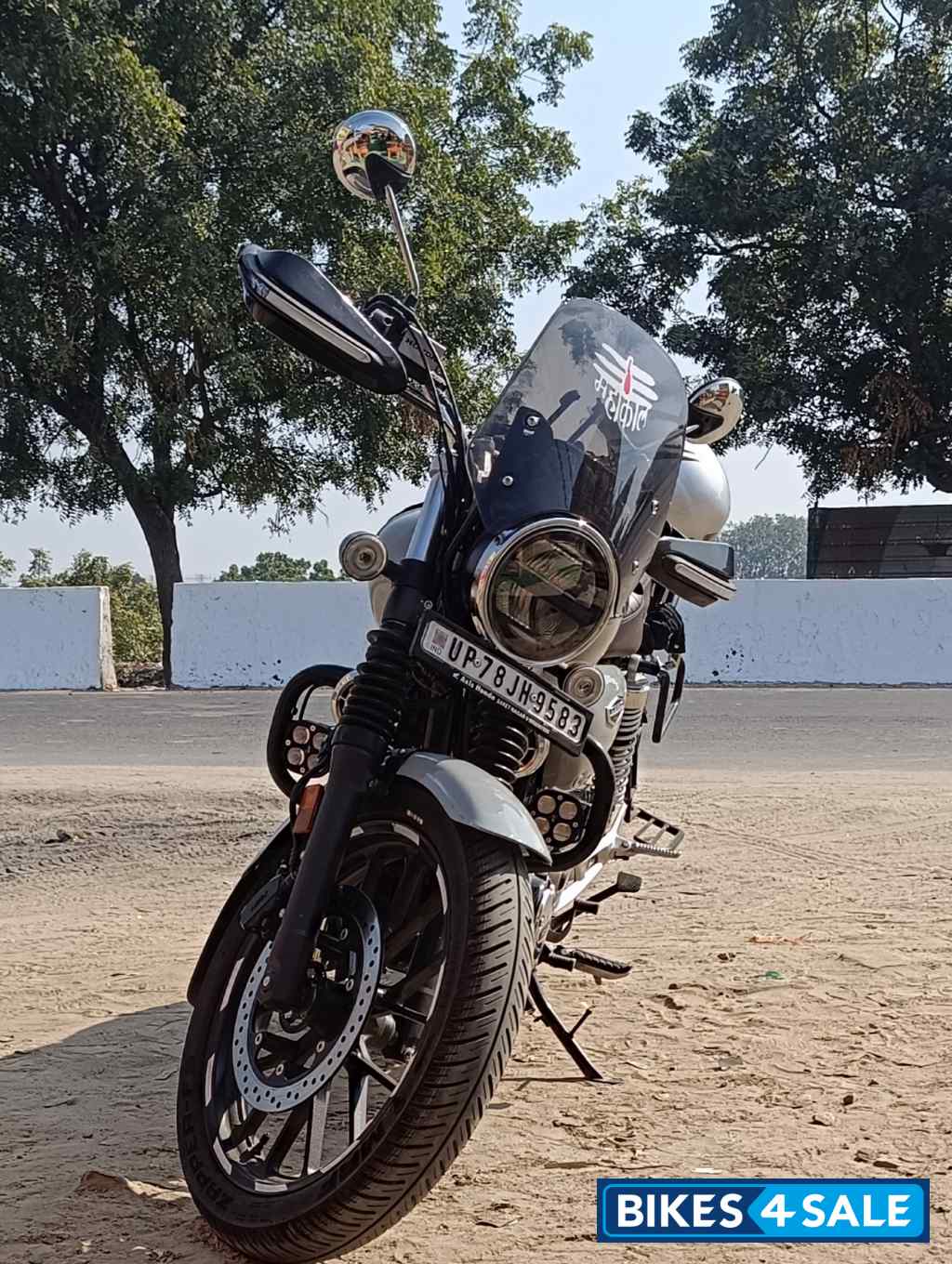 Honda Hness CB350 DLX Pro 2025