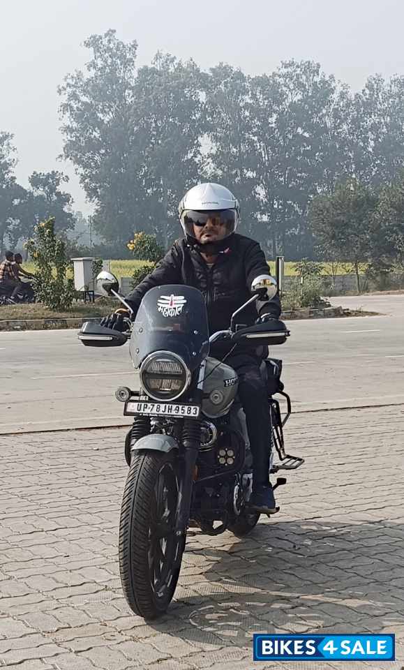 Honda Hness CB350 DLX Pro 2025