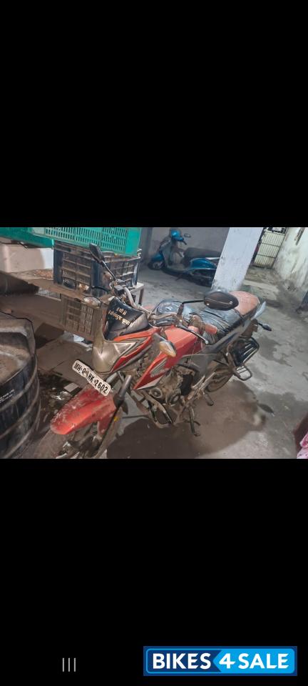 Honda CB Hornet 160R