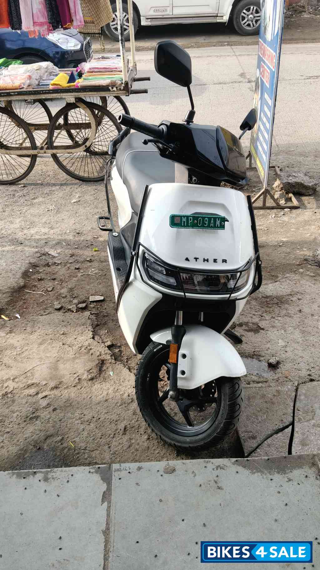 Ather Rizta S