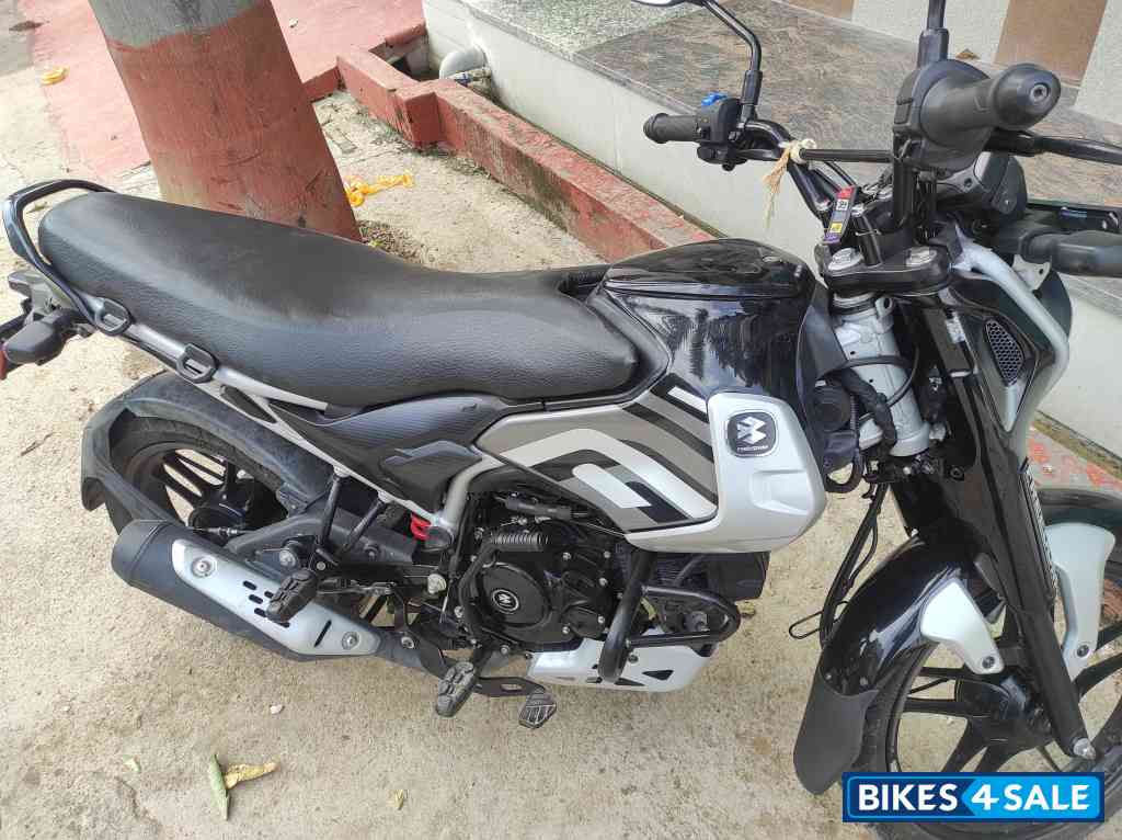 Bajaj Freedom 125 NG04 Drum LED