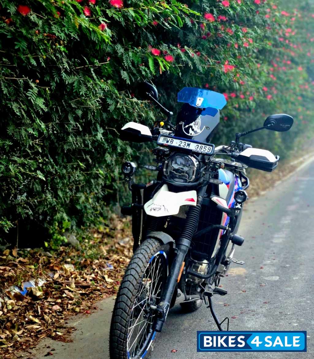 Blue White Hero XPulse 210 Blue White Hero XPulse 210