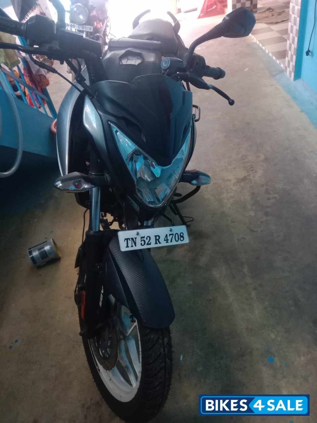 Gloss Pewter Grey Bajaj Pulsar NS 160 Gloss Pewter Grey Bajaj Pulsar NS 160