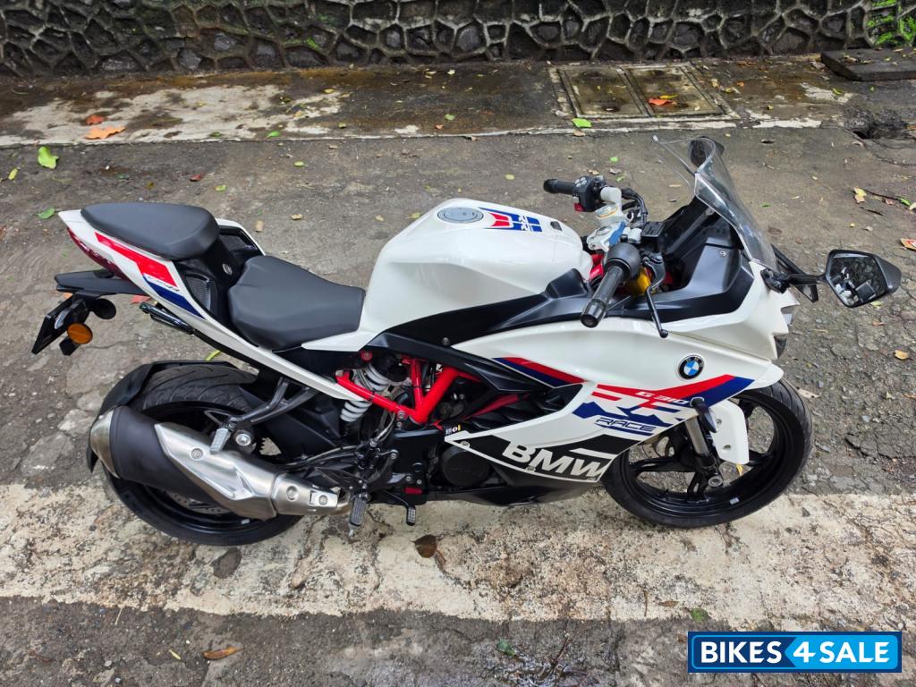 White BMW G 310 RR