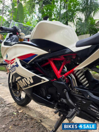 White BMW G 310 RR