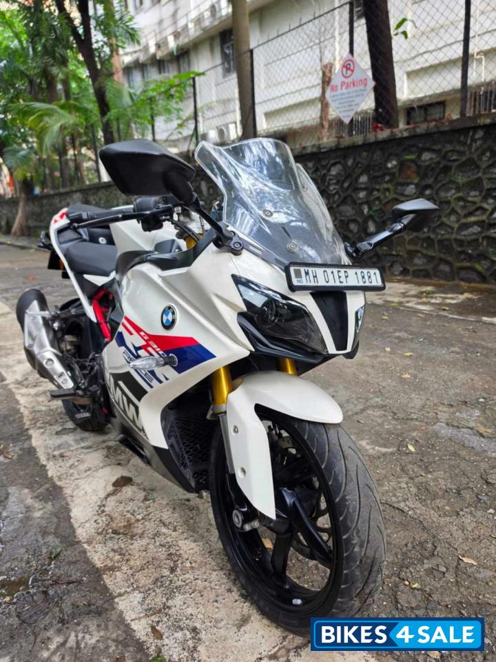 White BMW G 310 RR