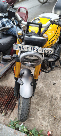 Racing Yellow Triumph Speed 400 2025