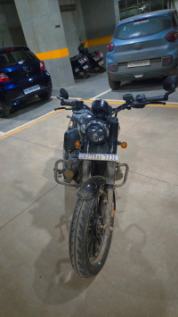 Jawa 42 Bobber Black Mirror