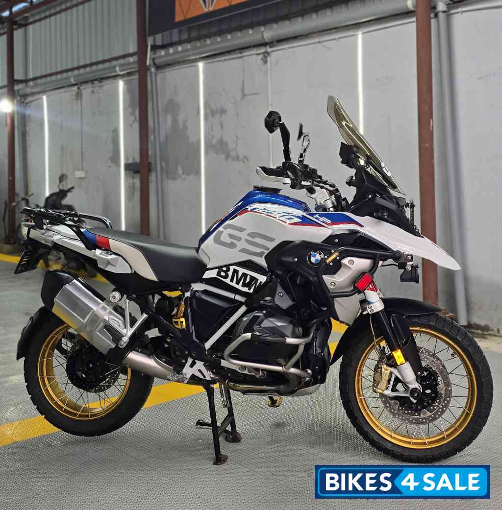 White Blue BMW R 1250 GS