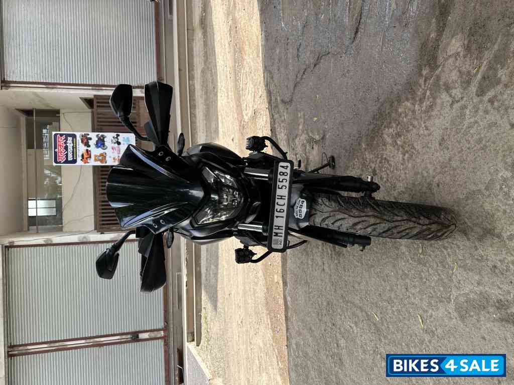 Bajaj Dominar 400 Disc Bajaj Dominar 400 Disc