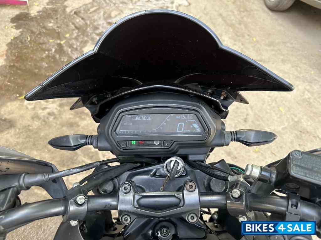 Bajaj Dominar 400 Disc Bajaj Dominar 400 Disc