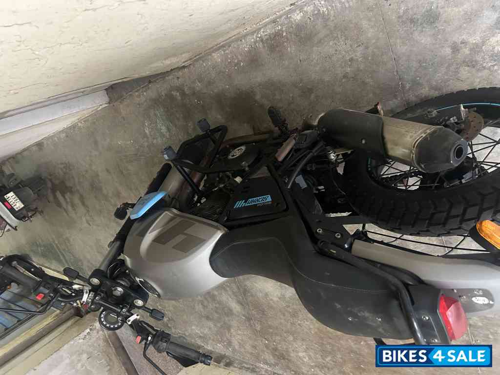 Royal Enfield Scram 411 Royal Enfield Scram 411