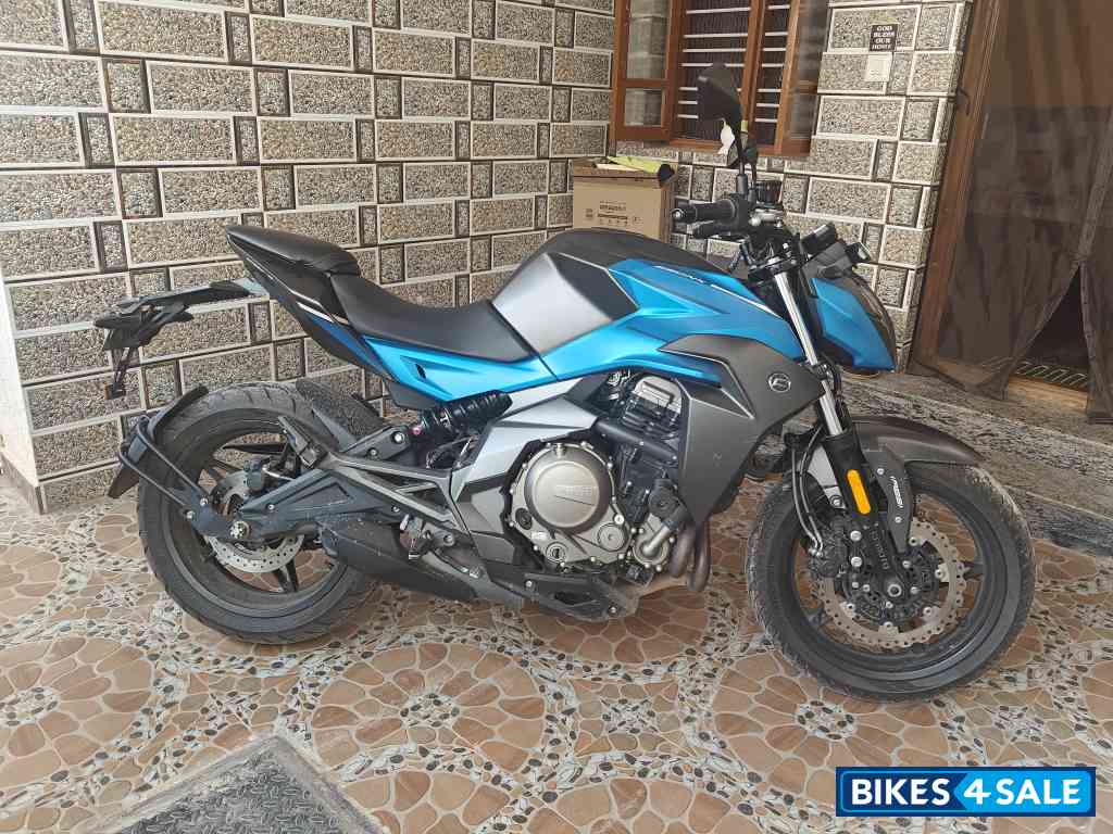 CFMoto 650NK