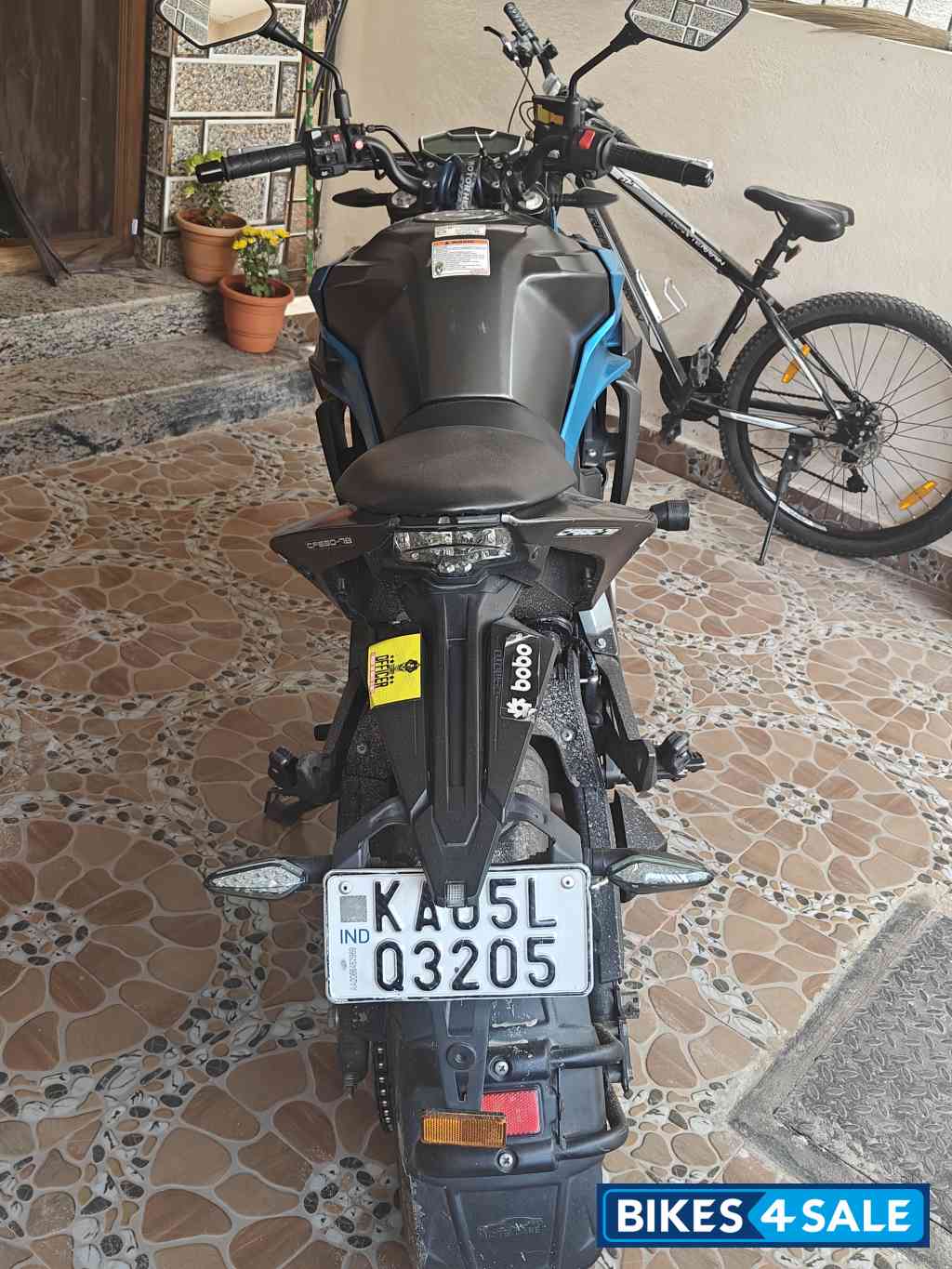 CFMoto 650NK CFMoto 650NK