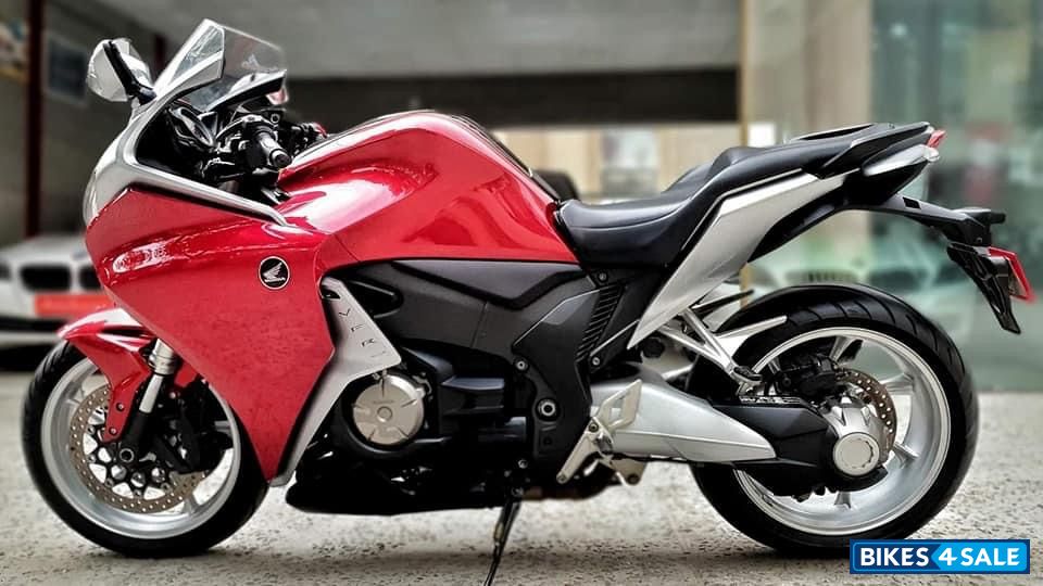 Honda VFR 1200F Honda VFR 1200F