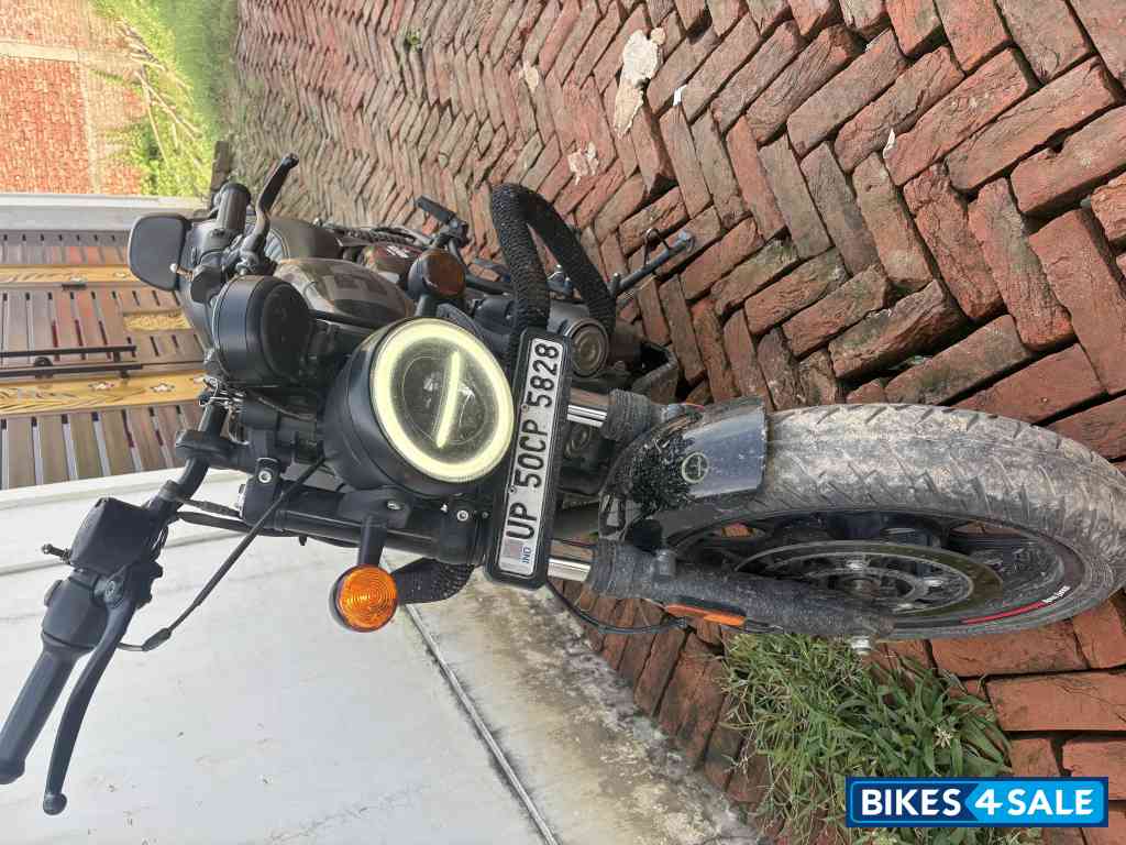 Royal Enfield Hunter 350 Metro
