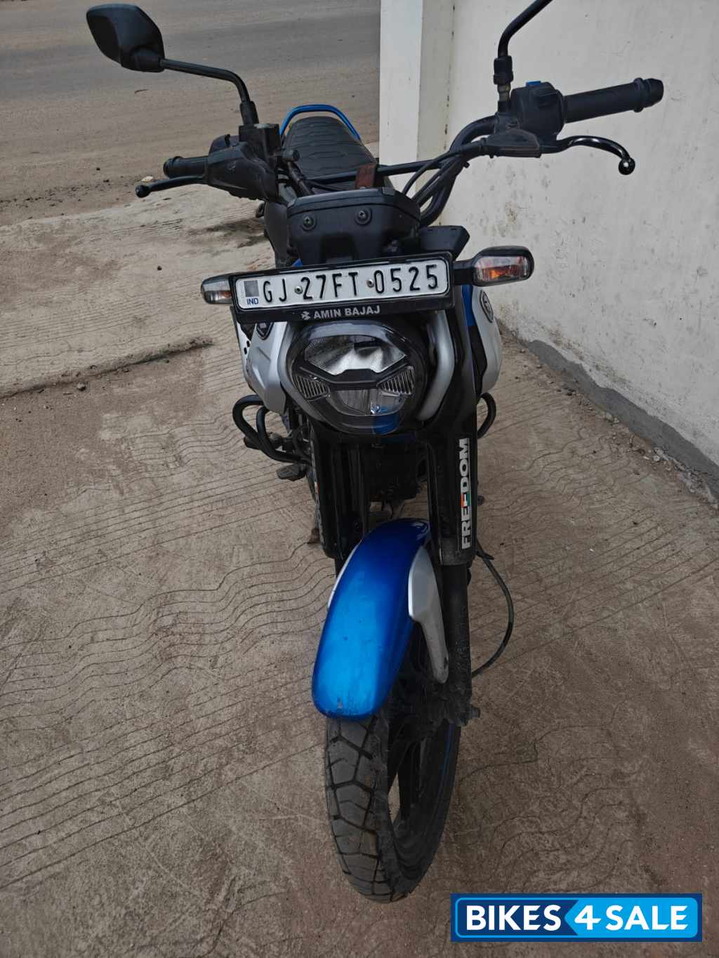 Bajaj Freedom 125 NG04 Disc LED