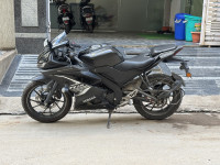 Black Yamaha YZF R15 V3
