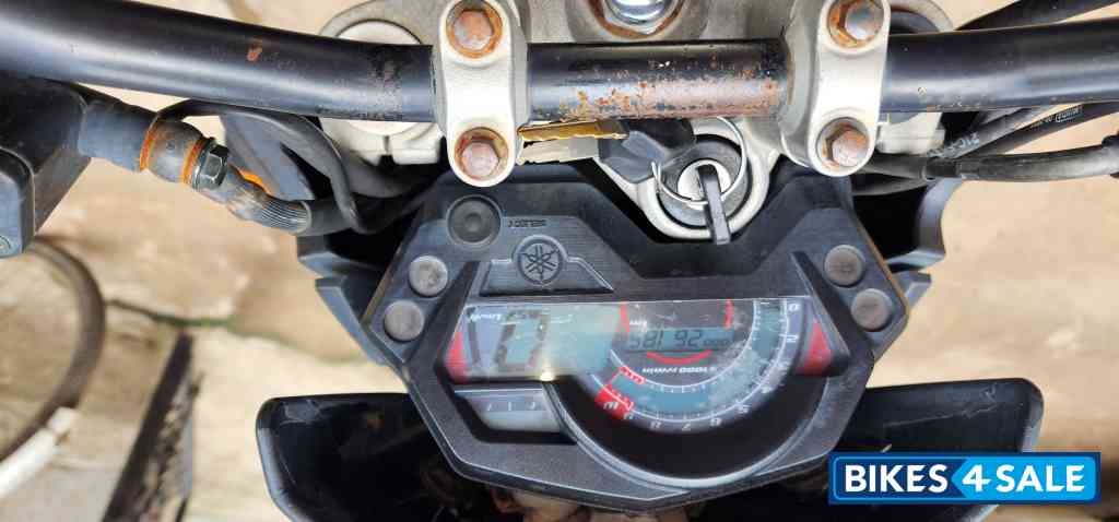 Black Yamaha FZ Black Yamaha FZ