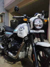 Royal Enfield Scram 440
