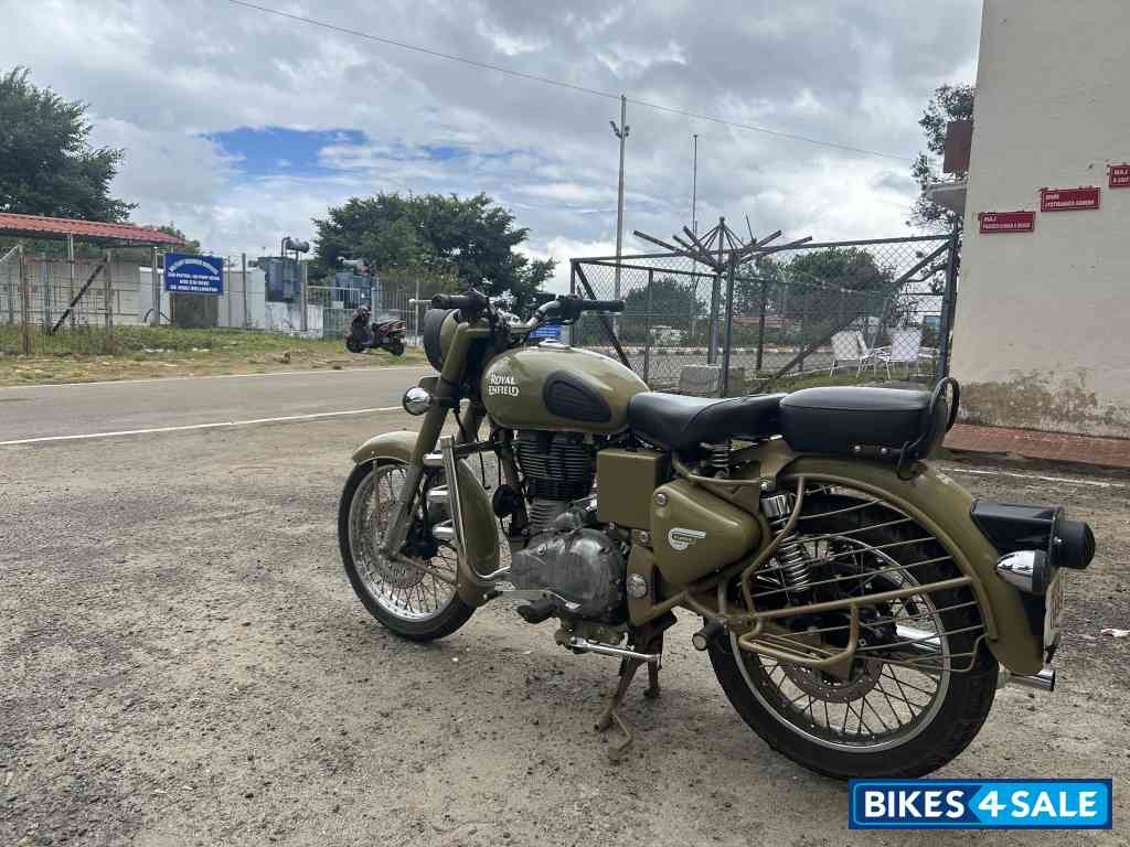 Royal Enfield Classic Desert Storm