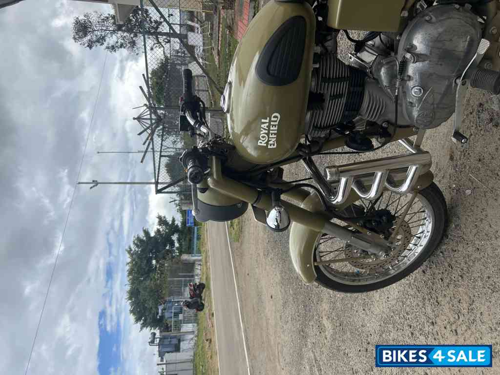 Royal Enfield Classic Desert Storm Royal Enfield Classic Desert Storm