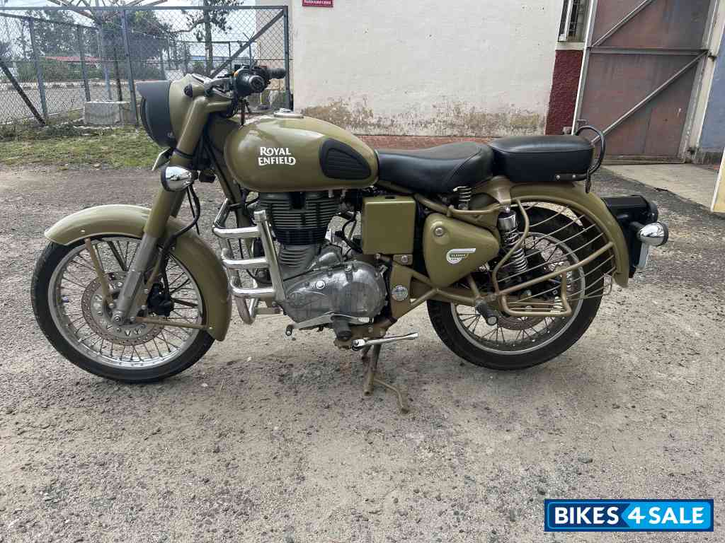 Royal Enfield Classic Desert Storm Royal Enfield Classic Desert Storm