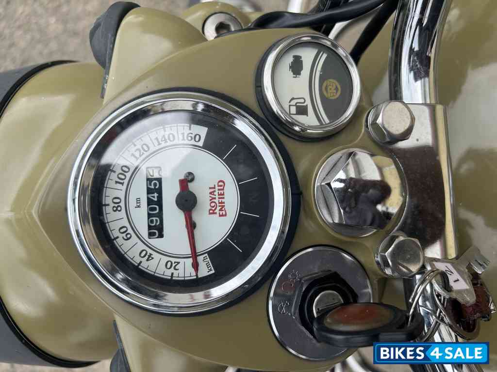 Royal Enfield Classic Desert Storm Royal Enfield Classic Desert Storm