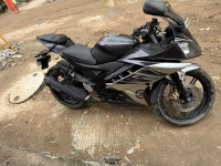 Grey Yamaha YZF R15 V2