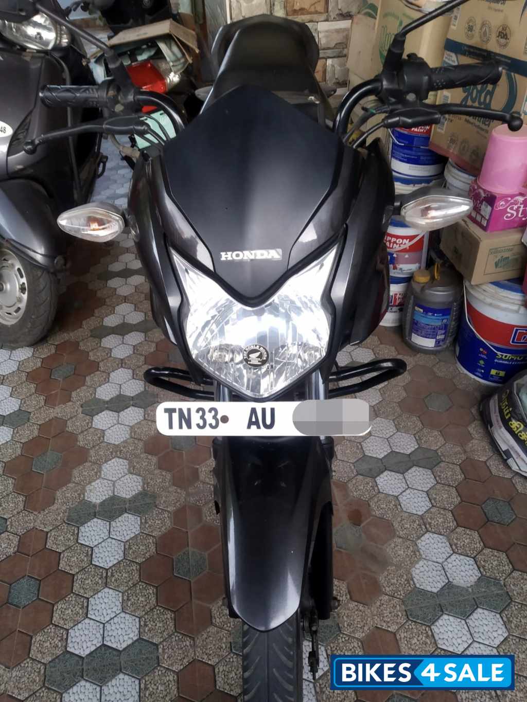 Metallic Grey Honda CB Twister Metallic Grey Honda CB Twister