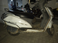White Honda Activa