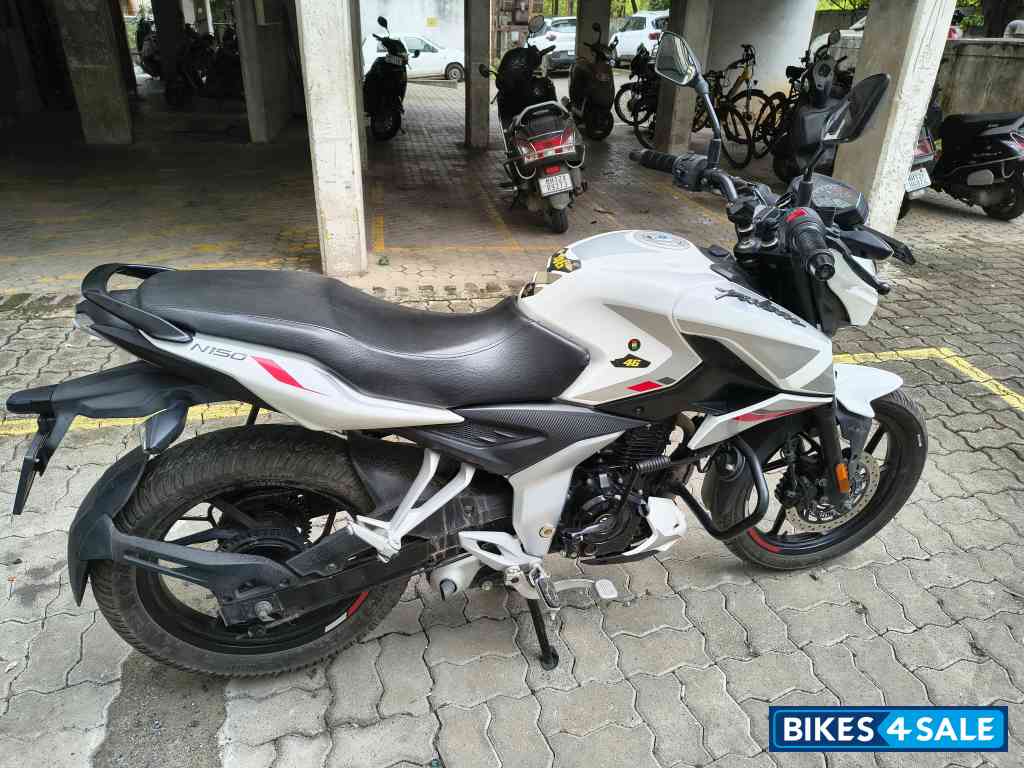 Bajaj Pulsar N150