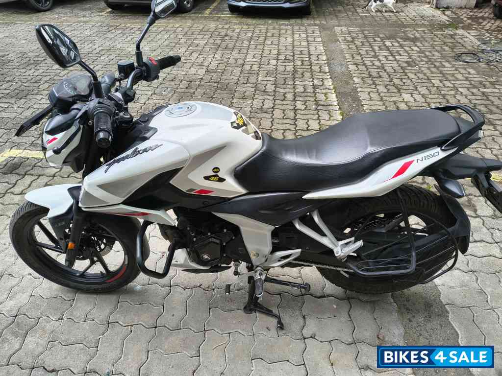 Bajaj Pulsar N150