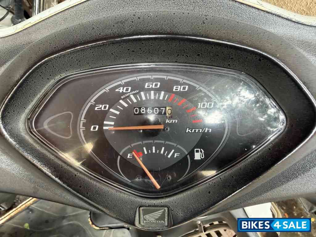 White Honda Activa