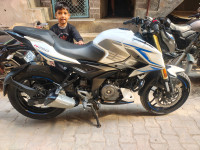 Bajaj Pulsar N250 2024