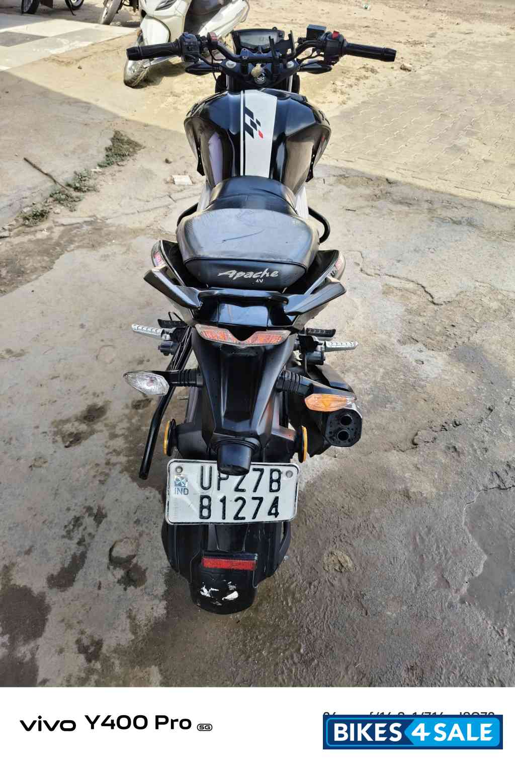Black TVS Apache RTR 160 4V BS6