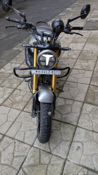 TVS Ronin TD