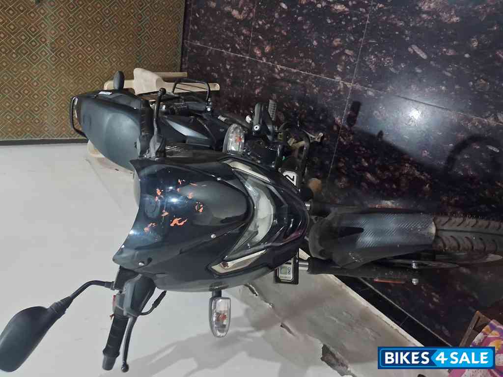 Bajaj Pulsar 125