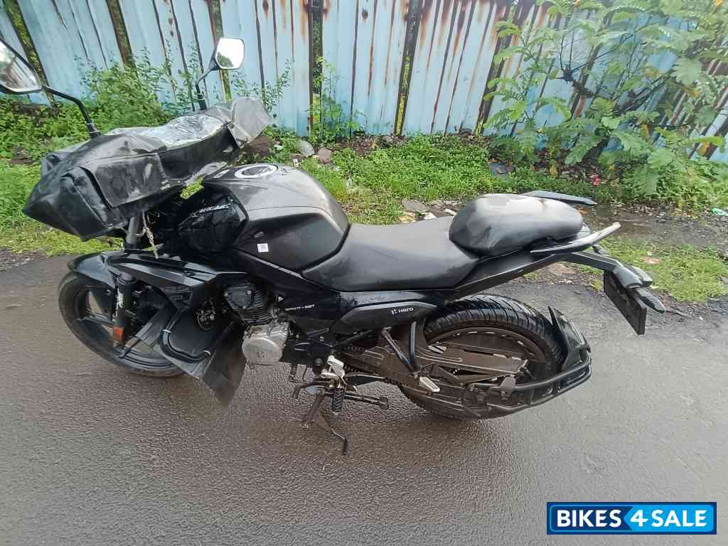 Black Hero Xtreme 125R
