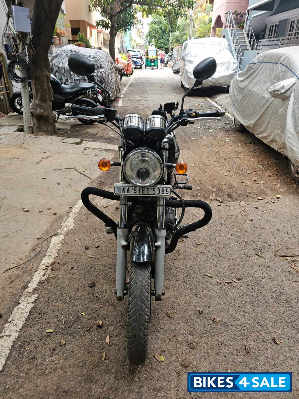 Black Royal Enfield Thunderbird