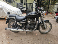 Black Royal Enfield Thunderbird