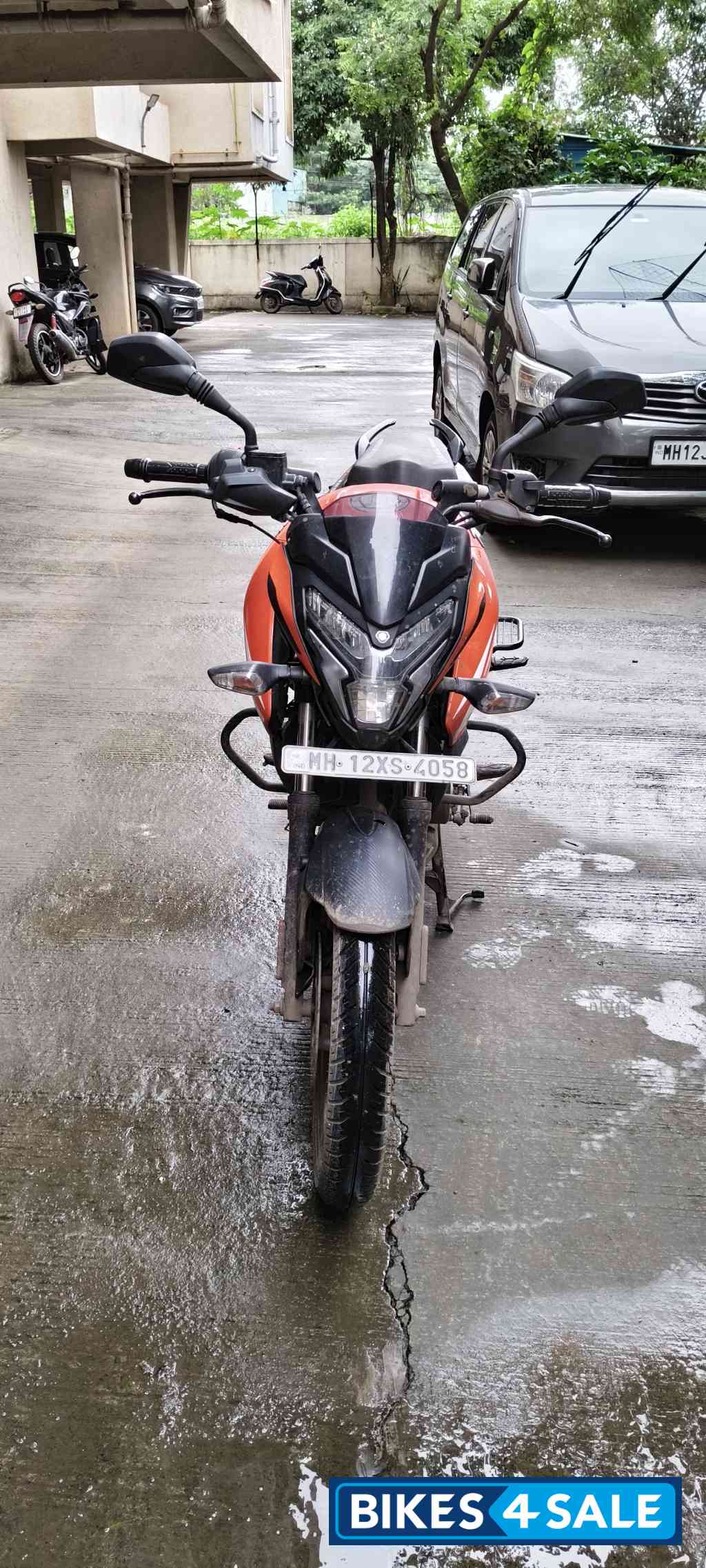 Fiery Orange Bajaj Pulsar NS125 BS6 Fiery Orange Bajaj Pulsar NS125 BS6