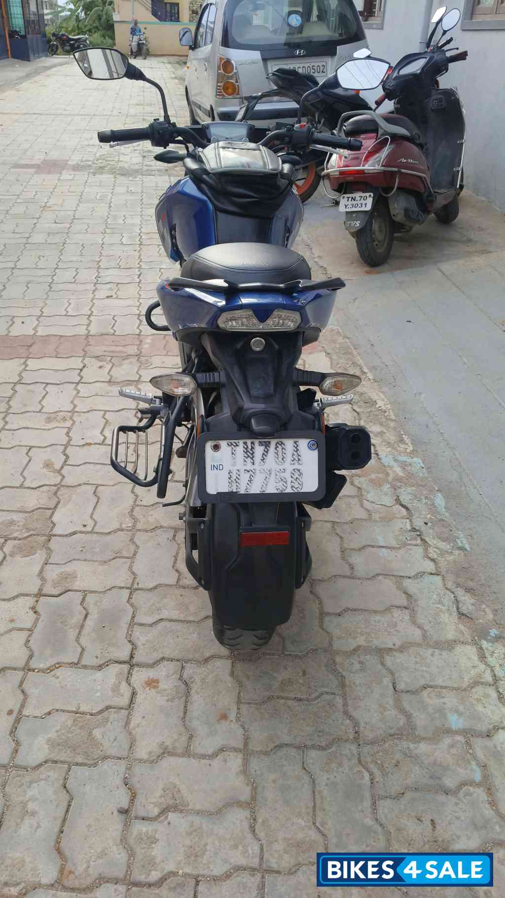 Matalic Blue TVS Apache RTR 160 4V Matalic Blue TVS Apache RTR 160 4V