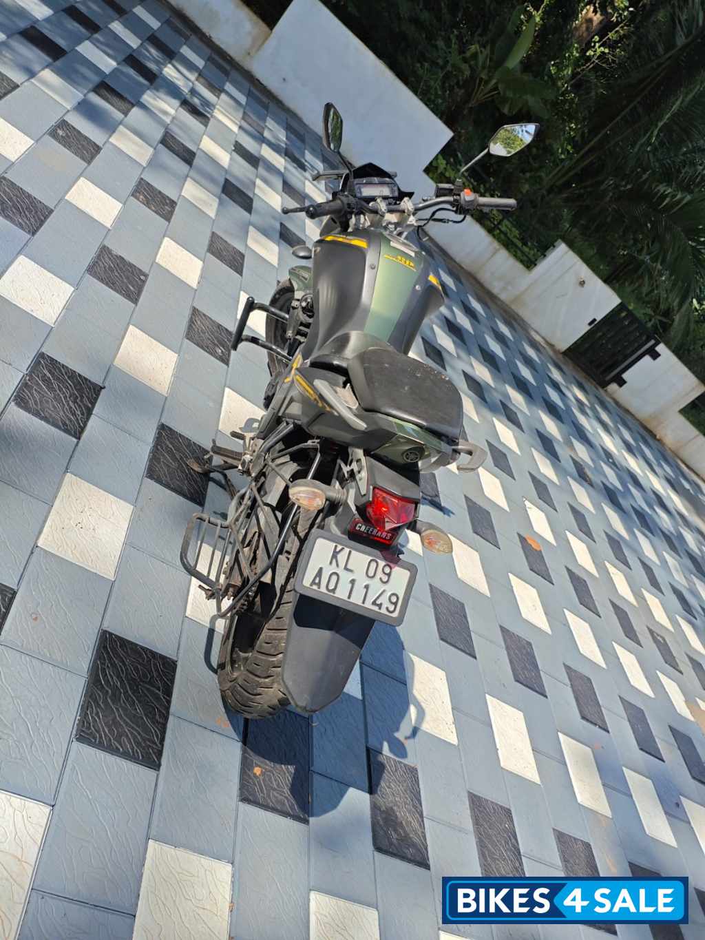 Yamaha FZ-S FI V2