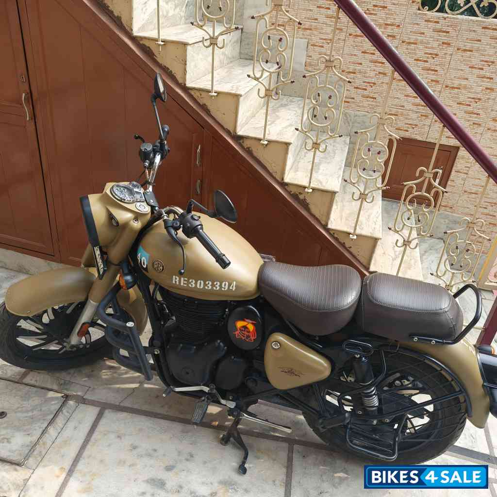 Royal Enfield Classic Desert Storm