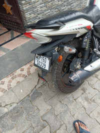 TVS Apache RTR 160 4V