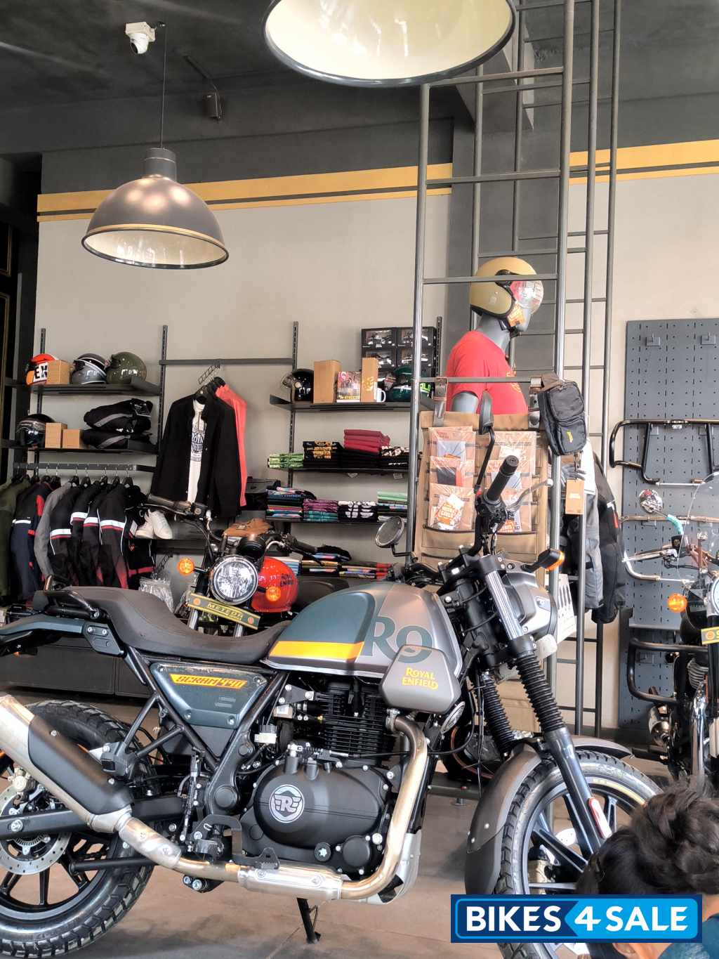 Royal Enfield Scram 440