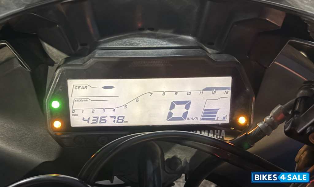 Black Yamaha YZF R15 V3 BS6