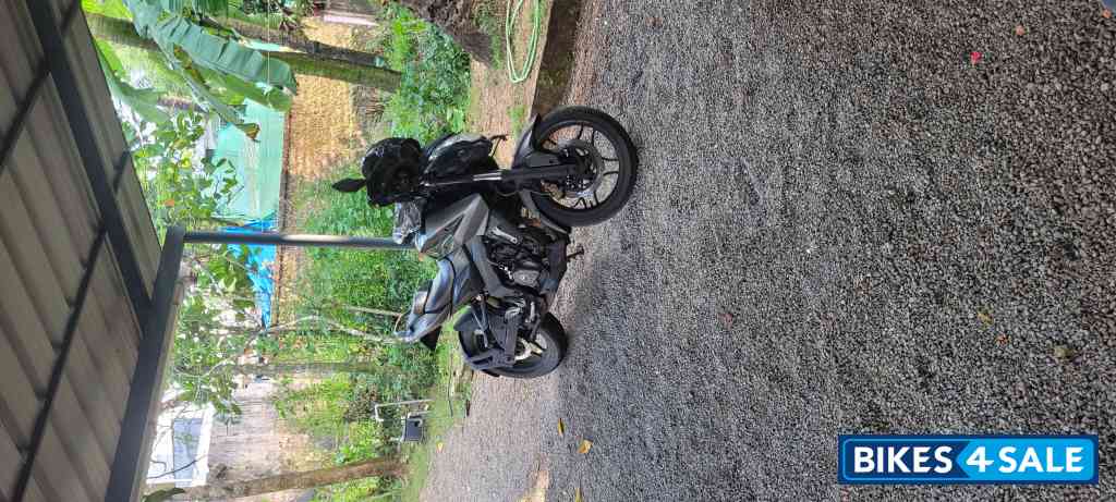Bajaj Pulsar 200 NS Bajaj Pulsar 200 NS