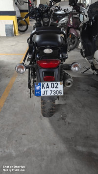 Bajaj Avenger Street 180